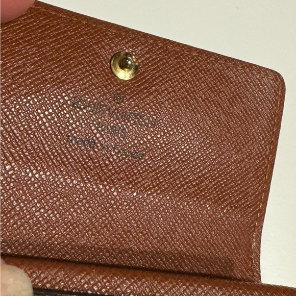 Louis Vuitton monogram cardcase - Picture 10 of 13